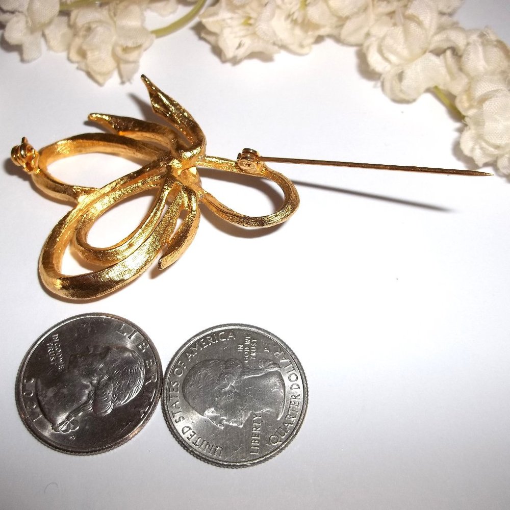 Vintage Bow Brooch with Faux White Pearl Center Pin Retro Costume Jewelry C424 - Picture 5 of 6